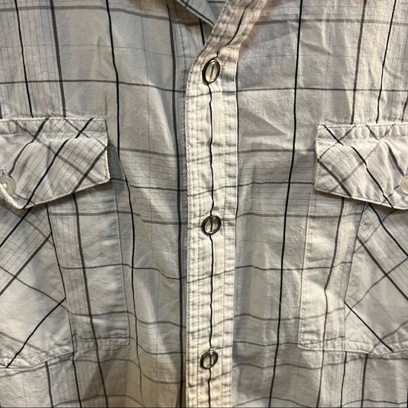 Tony Hawk Men’s Short Sleeve Button Down Shirt w/ Snap Buttons Size Medium - Picture 4 of 8